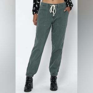 Sz 10 Long, American Eagle Stretch Tomgirl Utility Jogger